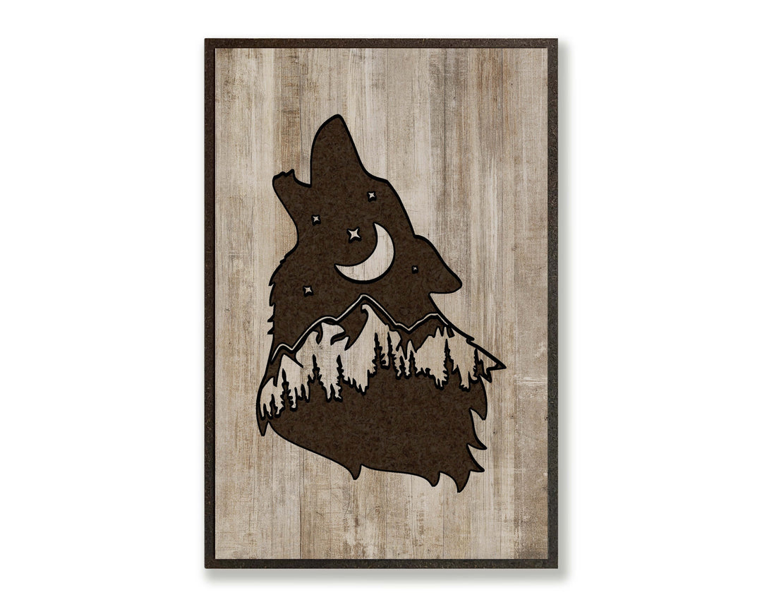 picture of wolfe and mountains